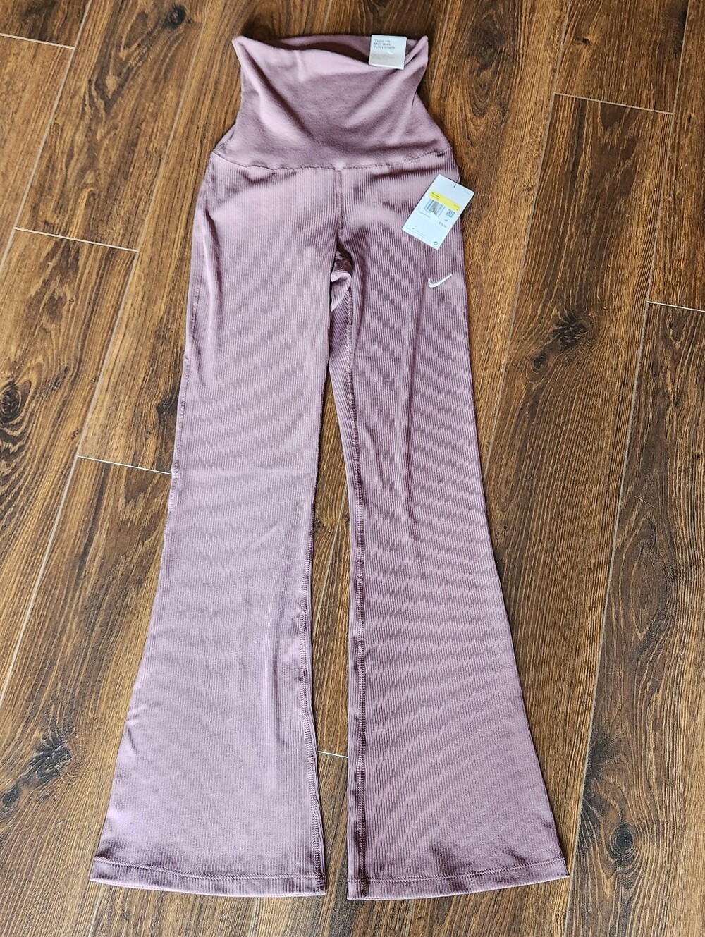 Nike Brown Flare Leggings Tight Fit Mid Rise Full Length